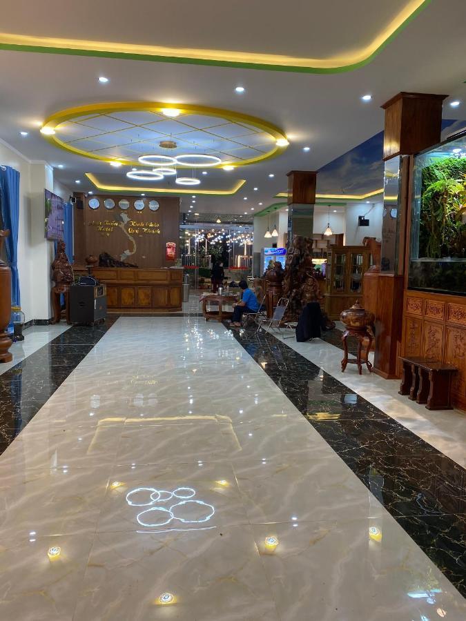 Anh Tuan Hotel & Coffee - Pleiku, Gia Lai מראה חיצוני תמונה