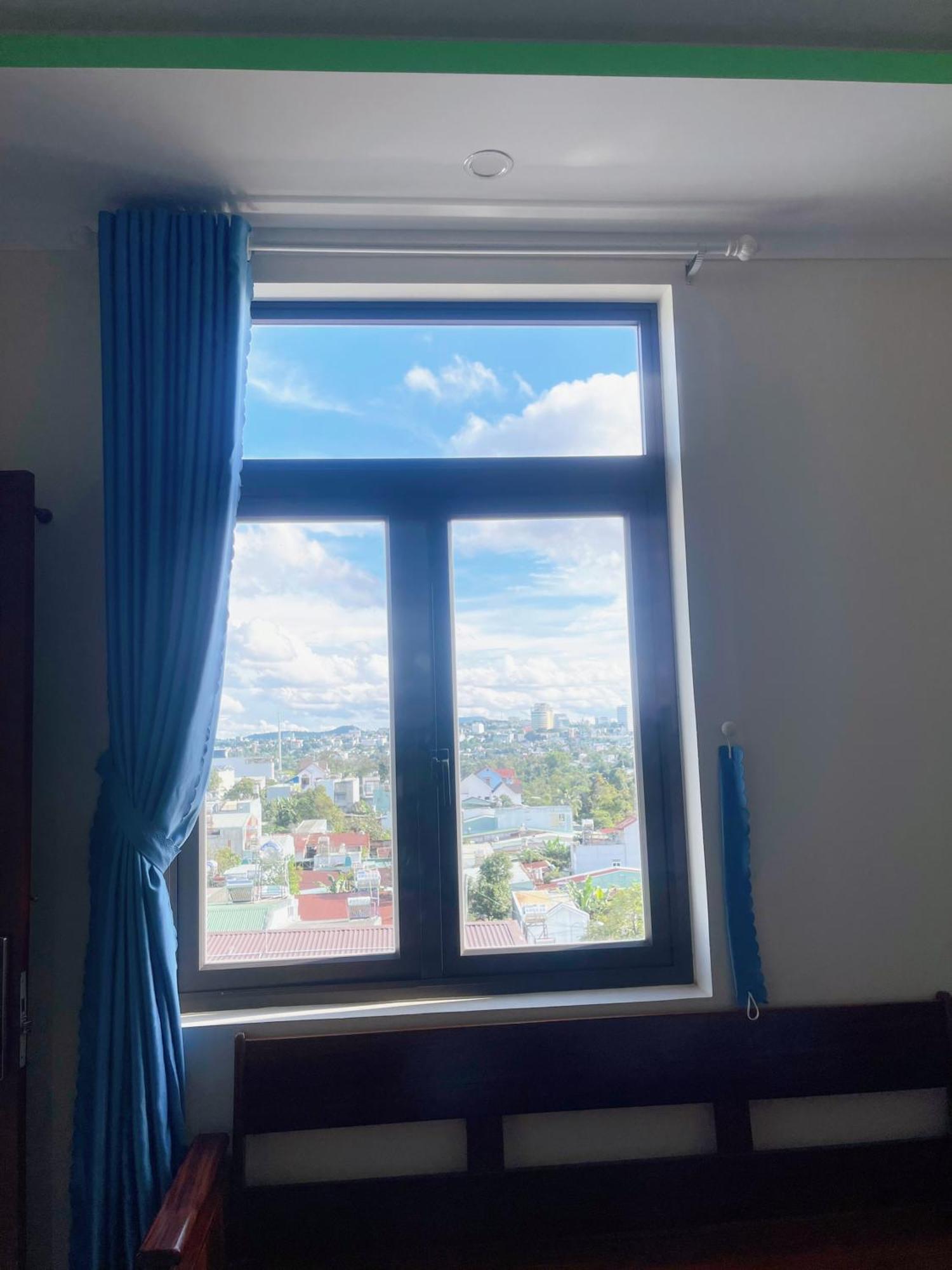 Anh Tuan Hotel & Coffee - Pleiku, Gia Lai מראה חיצוני תמונה