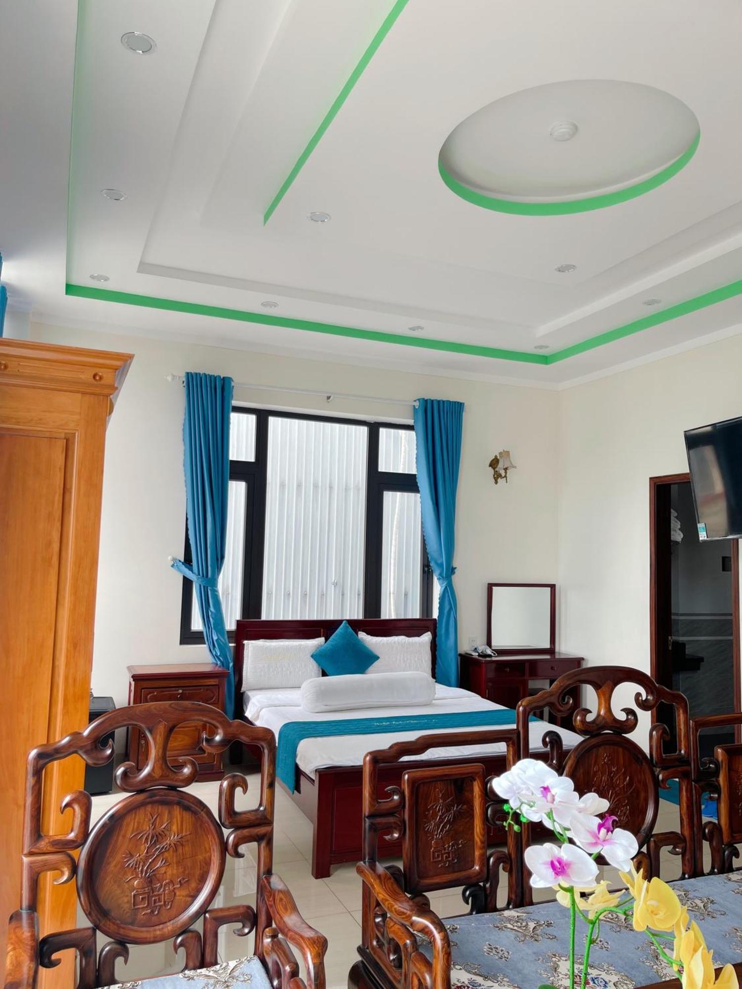 Anh Tuan Hotel & Coffee - Pleiku, Gia Lai מראה חיצוני תמונה