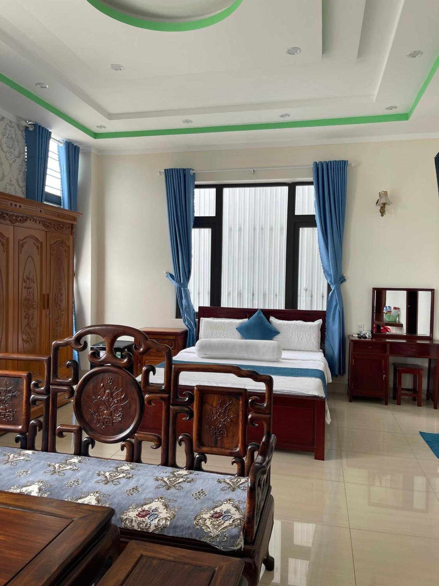 Anh Tuan Hotel & Coffee - Pleiku, Gia Lai מראה חיצוני תמונה