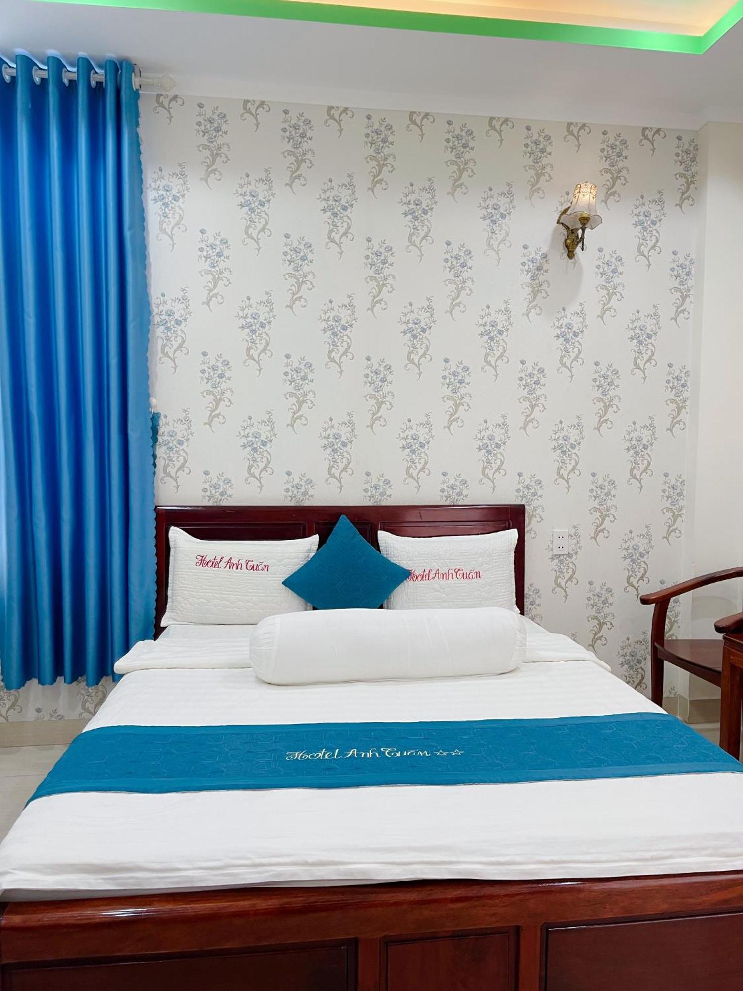 Anh Tuan Hotel & Coffee - Pleiku, Gia Lai מראה חיצוני תמונה